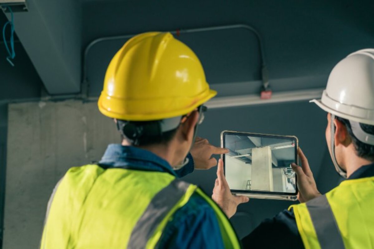 Project management on site by Lawday Construction, Devon