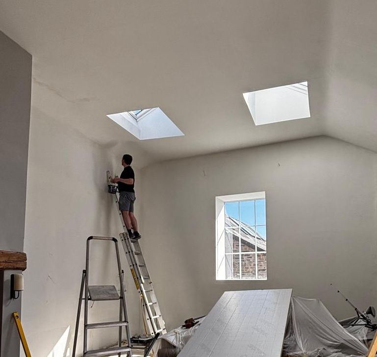 Finishing and sanding prior to decoration