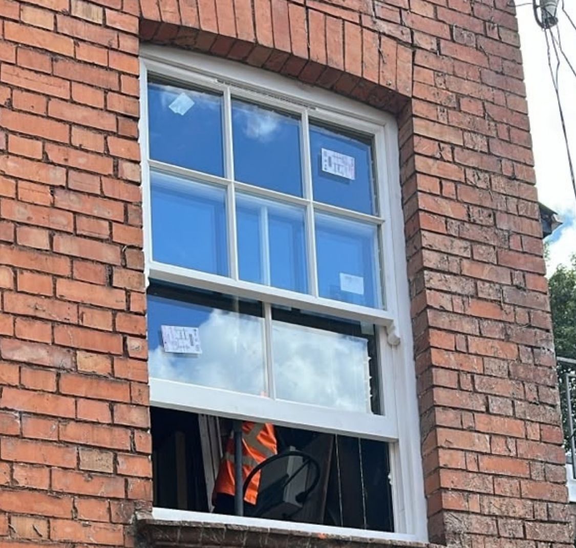 New timber sash window fitted for Mid Devon District Council